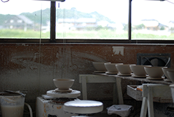 陶芸作家　照井　荘の工房の様子